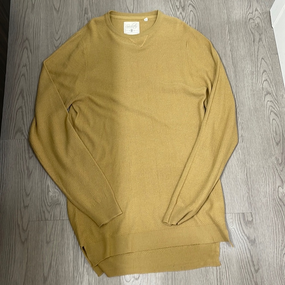 Ultra Long Men’s Light Sweater